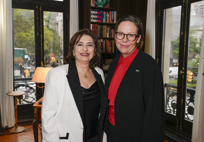 Two women standing together and smiling. From left: Minister for Foreign Affairs Maria Malmer Stenergard together with UN Women Executive Director Sima Bahous.